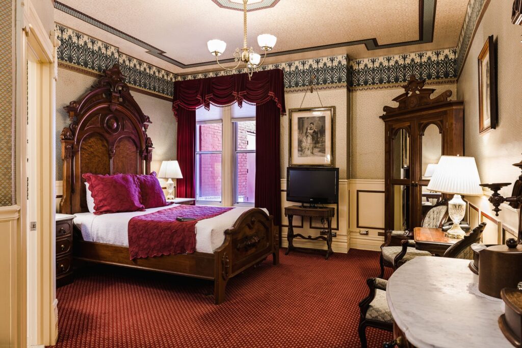 Read more: Strater Hotel – Classic Room: Queen and Twin